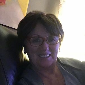 Meet your Posher, Ellen